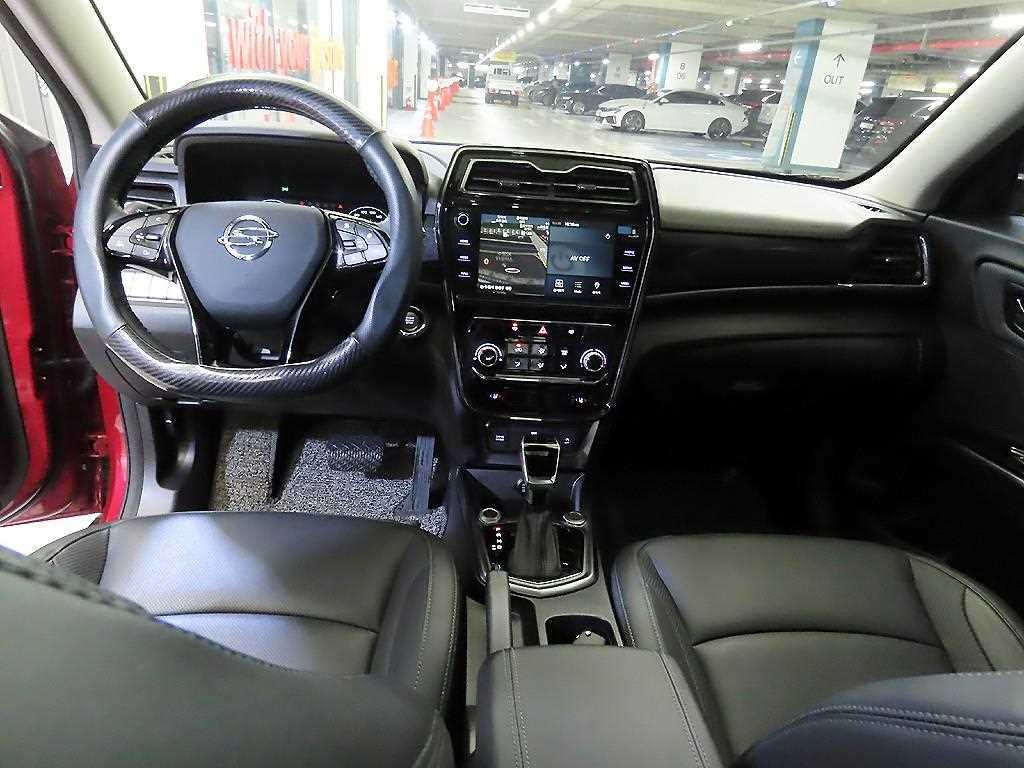 Ssangyong Tivoli - Vista 10