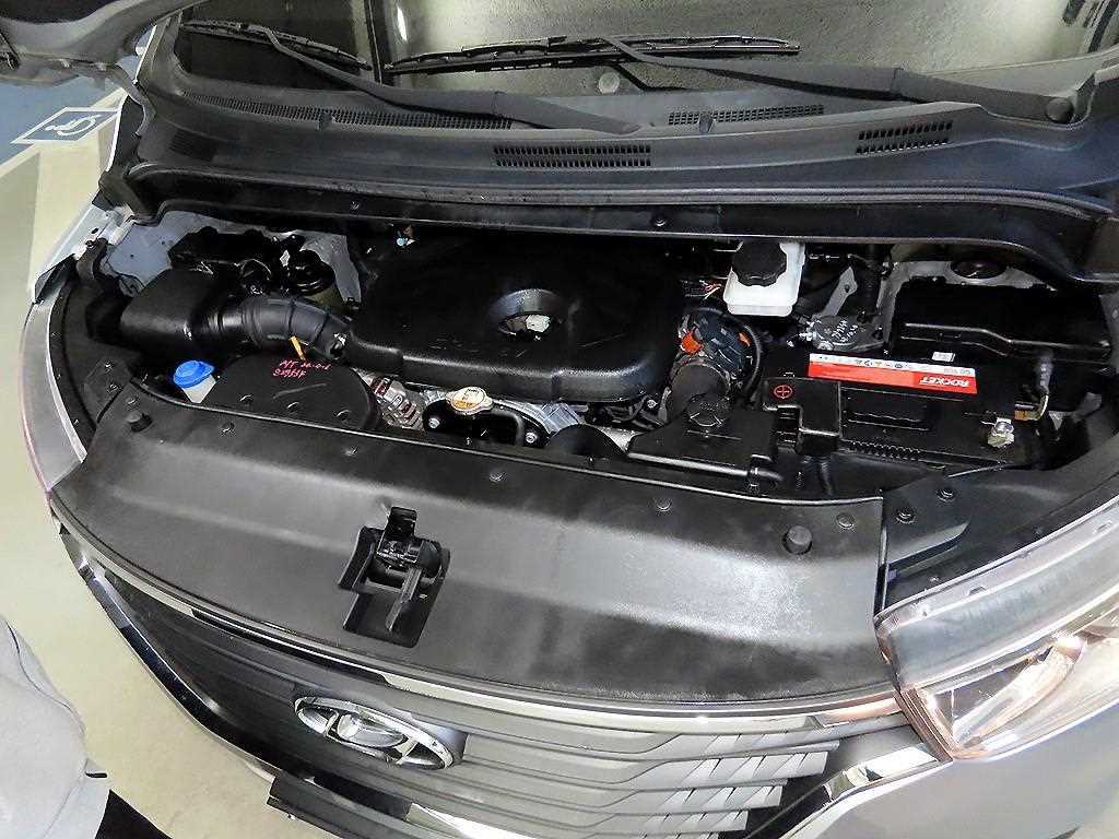 HYUNDAI Starex 2019 Gris - Importación desde Corea - HF Imports Iquique - Foto 18