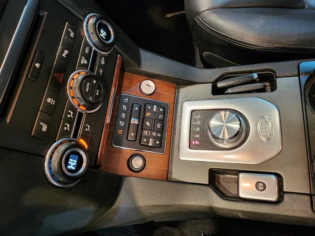 Land Rover Discovery 2016 Blanco - Importación desde Corea - HF Imports Iquique - Foto 17