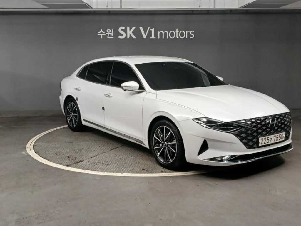 HYUNDAI Grandeur - Vista 5