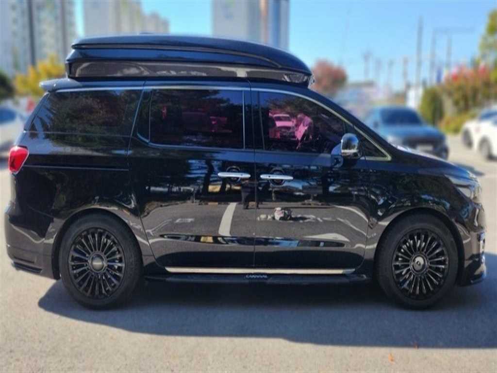 KIA Carnival - Vista 4