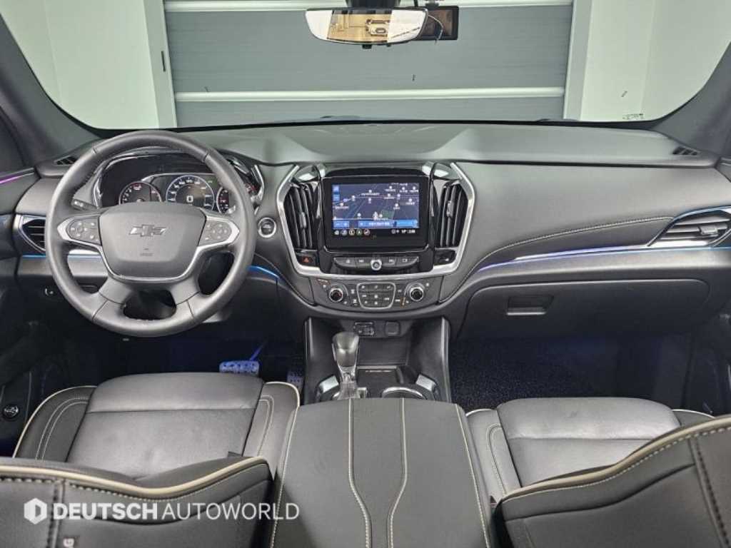 Chevrolet Travers - Vista 7