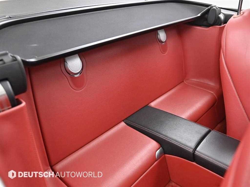 Mercedes Benz SL Class - Vista 12