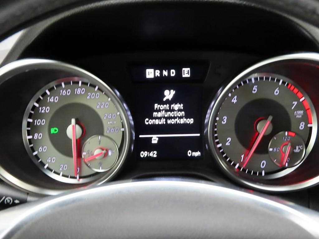 Mercedes Benz SLK Class - Vista 6