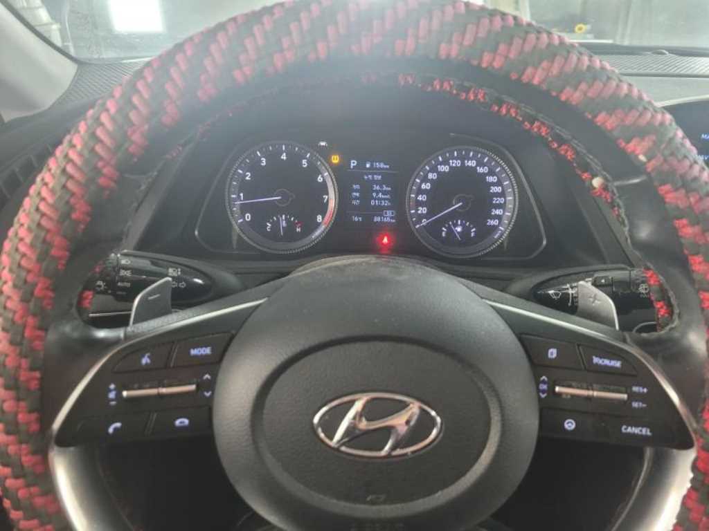 HYUNDAI Sonata - Vista 5