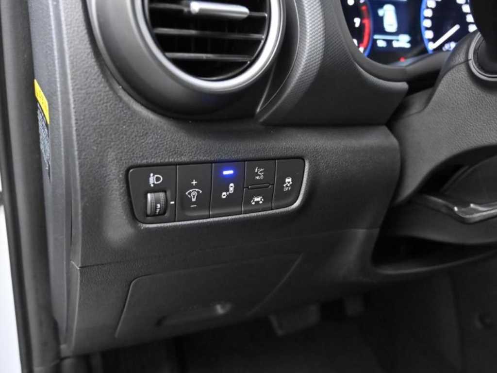 HYUNDAI Kona 2018 Blanco - Importación desde Corea - HF Imports Iquique - Foto 17