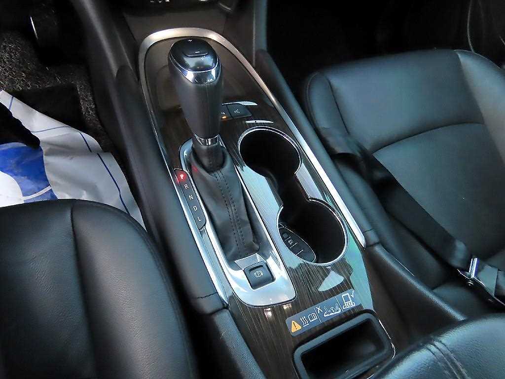 Chevrolet Malibu - Vista 10