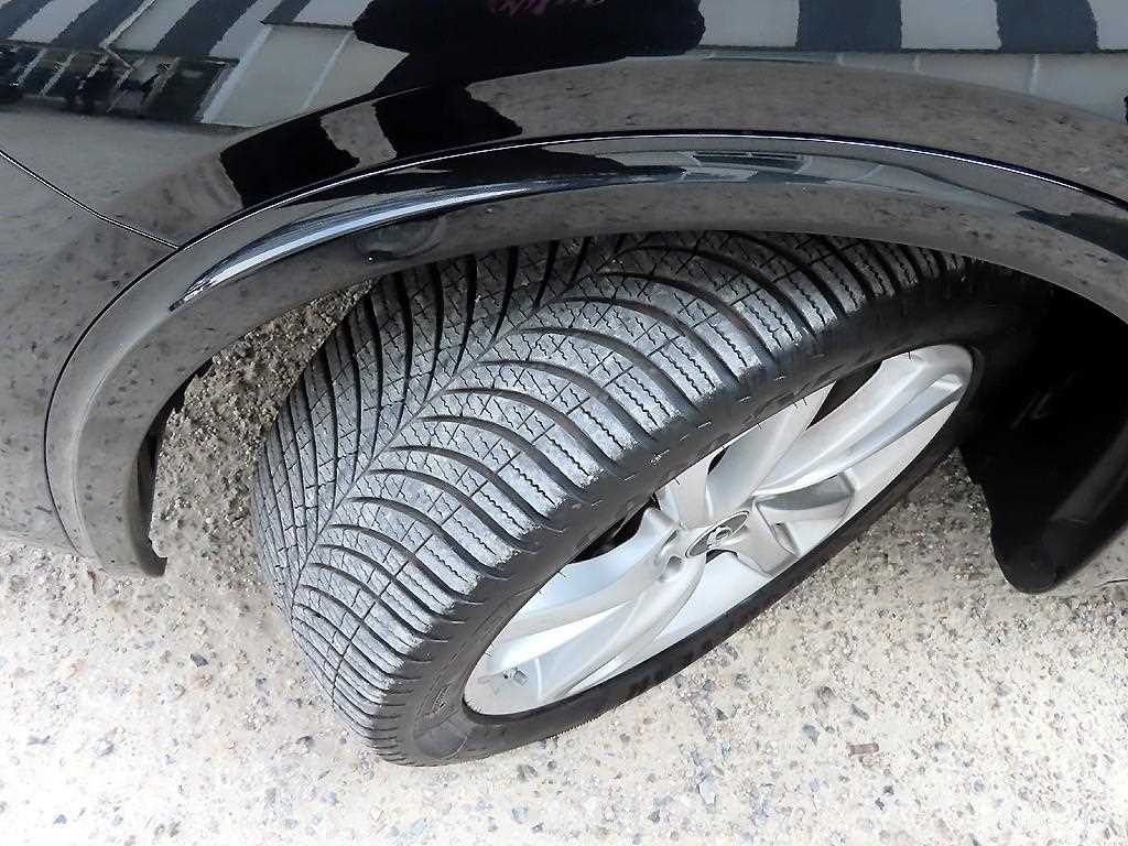 Infiniti Q 2019 Negro - Importación desde Corea - HF Imports Iquique - Foto 19