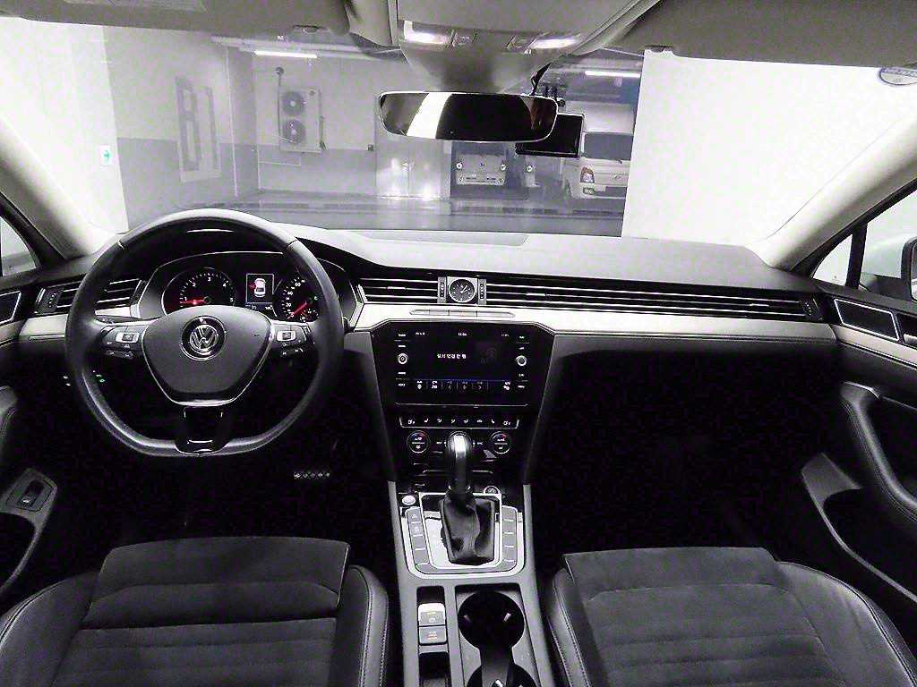 Volkswagen Passat - Vista 7