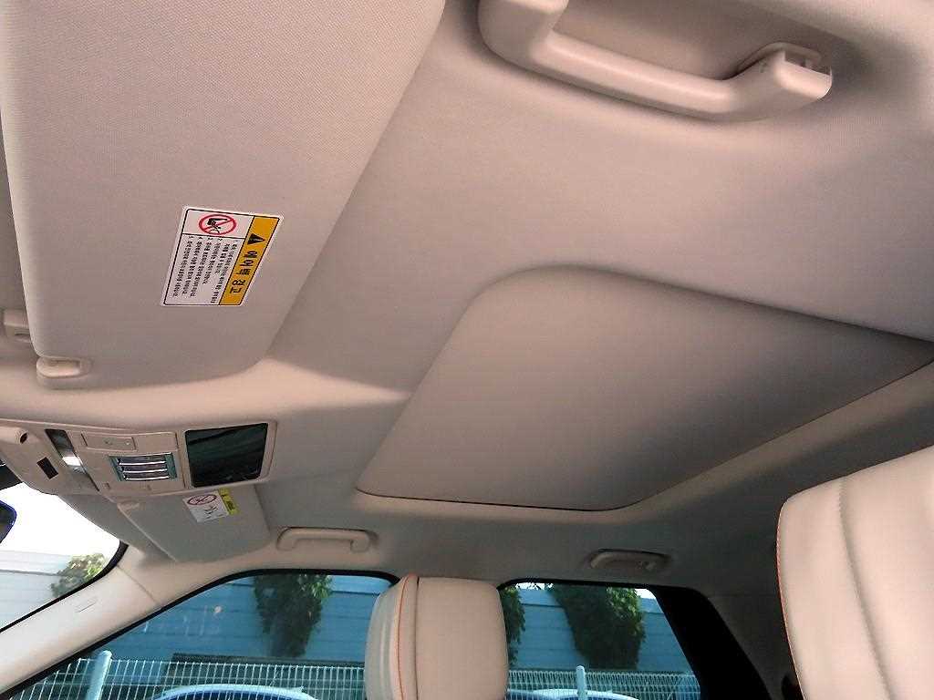 Land Rover Discovery 2018 Blanco - Importación desde Corea - HF Imports Iquique - Foto 16