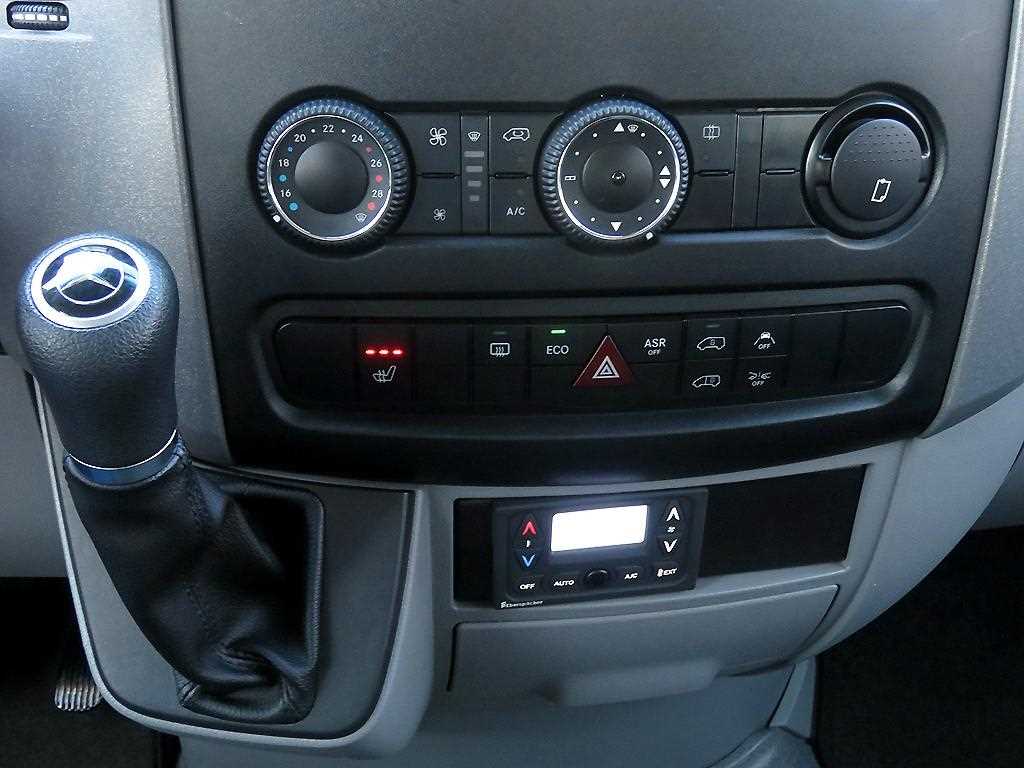 Mercedes Benz Sprinter 2017 Blanco - Importación desde Corea - HF Imports Iquique - Foto 13