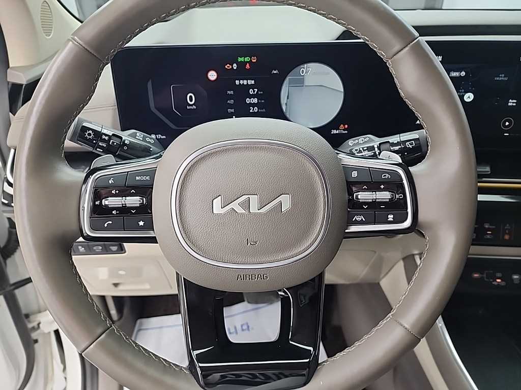KIA Carnival - Vista 9