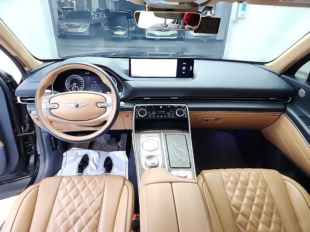 Genesis GV80 - Vista 7