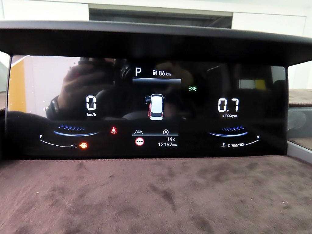 HYUNDAI Staria - Vista 8