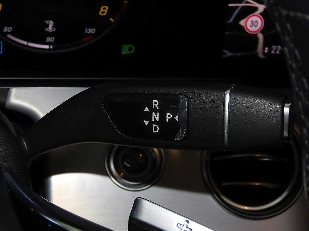 Mercedes Benz E class 2021 Blanco - Importación desde Corea - HF Imports Iquique - Foto 13