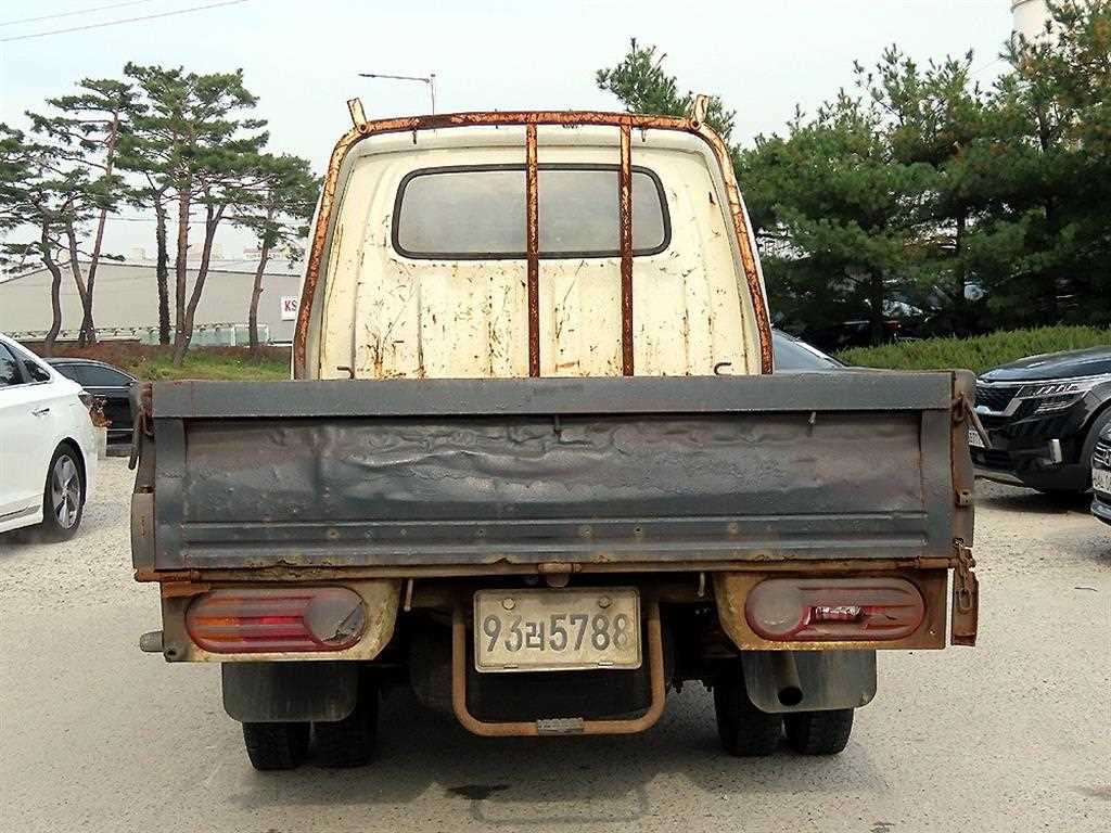 Small Truck Cargo (small) - Vista 4