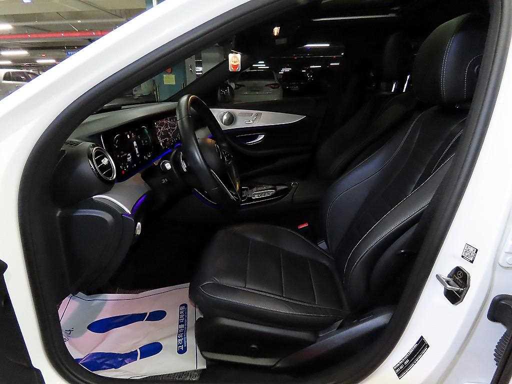 Mercedes Benz E class - Vista 6