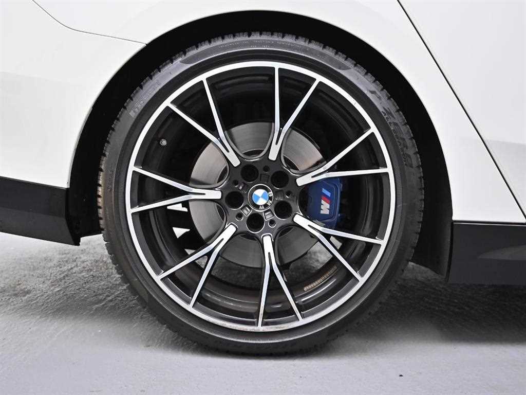 BMW 5 Series - Vista 5