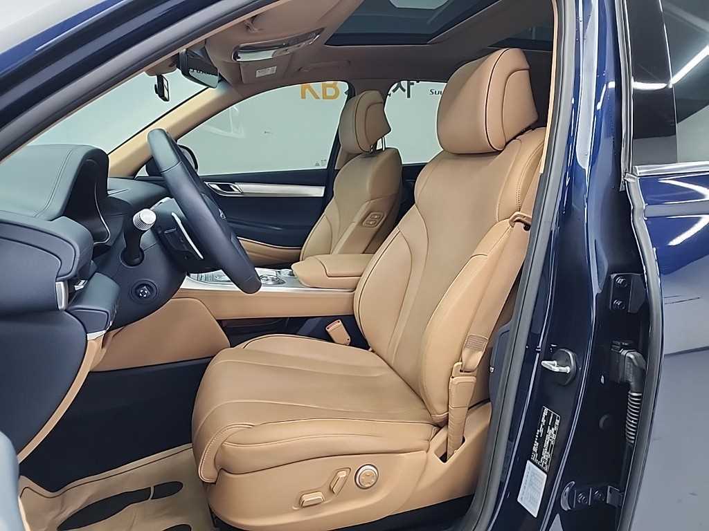 Genesis GV80 - Vista 11