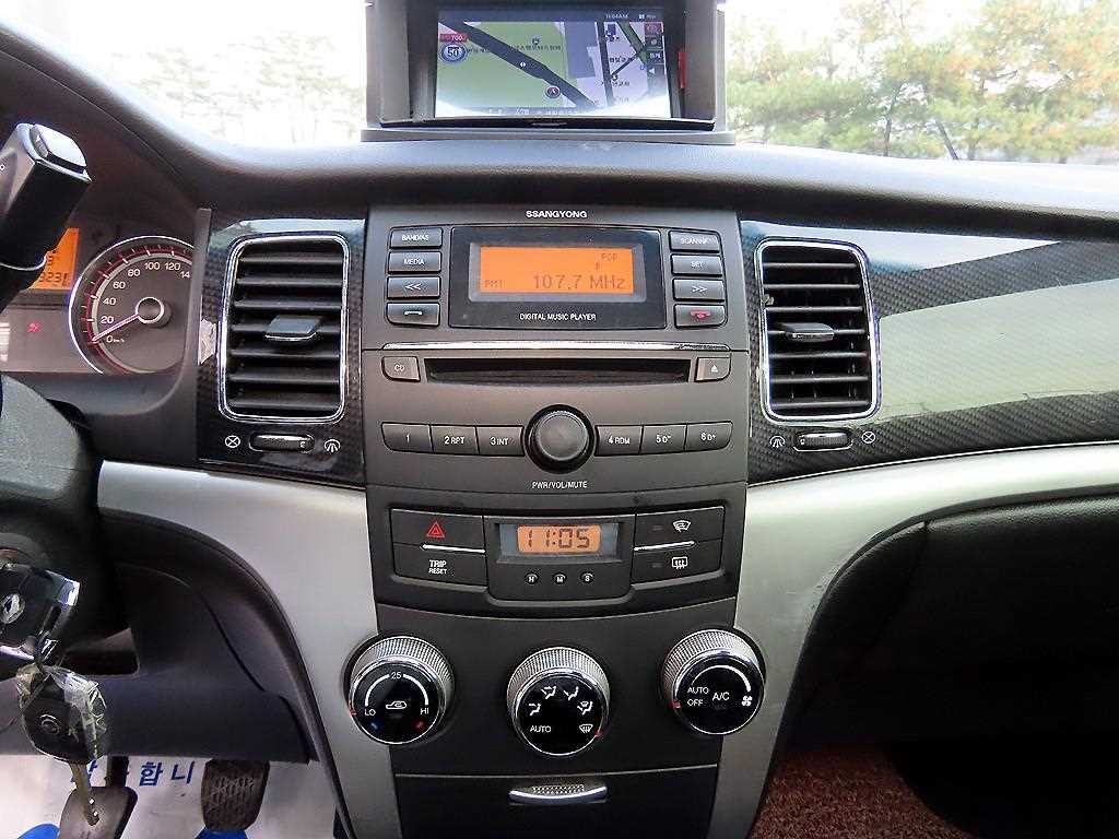 Ssangyong Korando - Vista 12