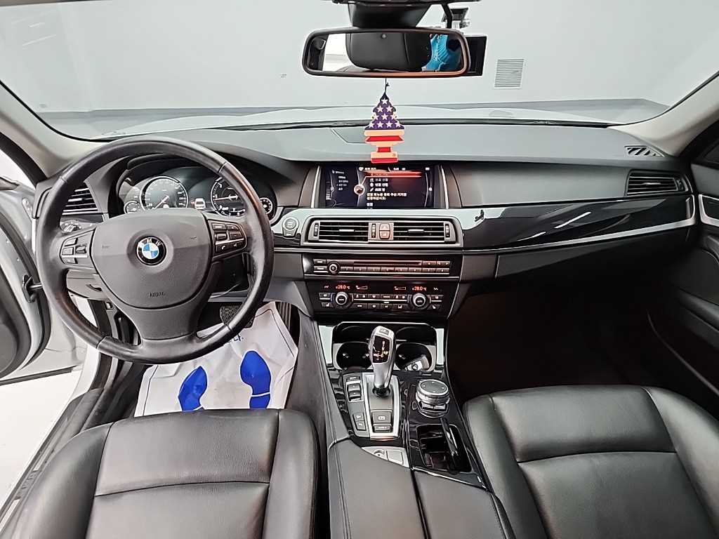 BMW 5 Series - Vista 7