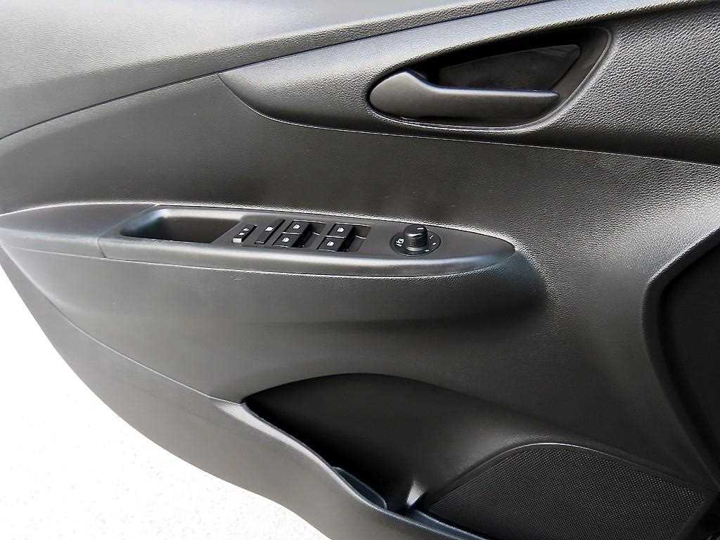 Chevrolet Spark - Vista 11