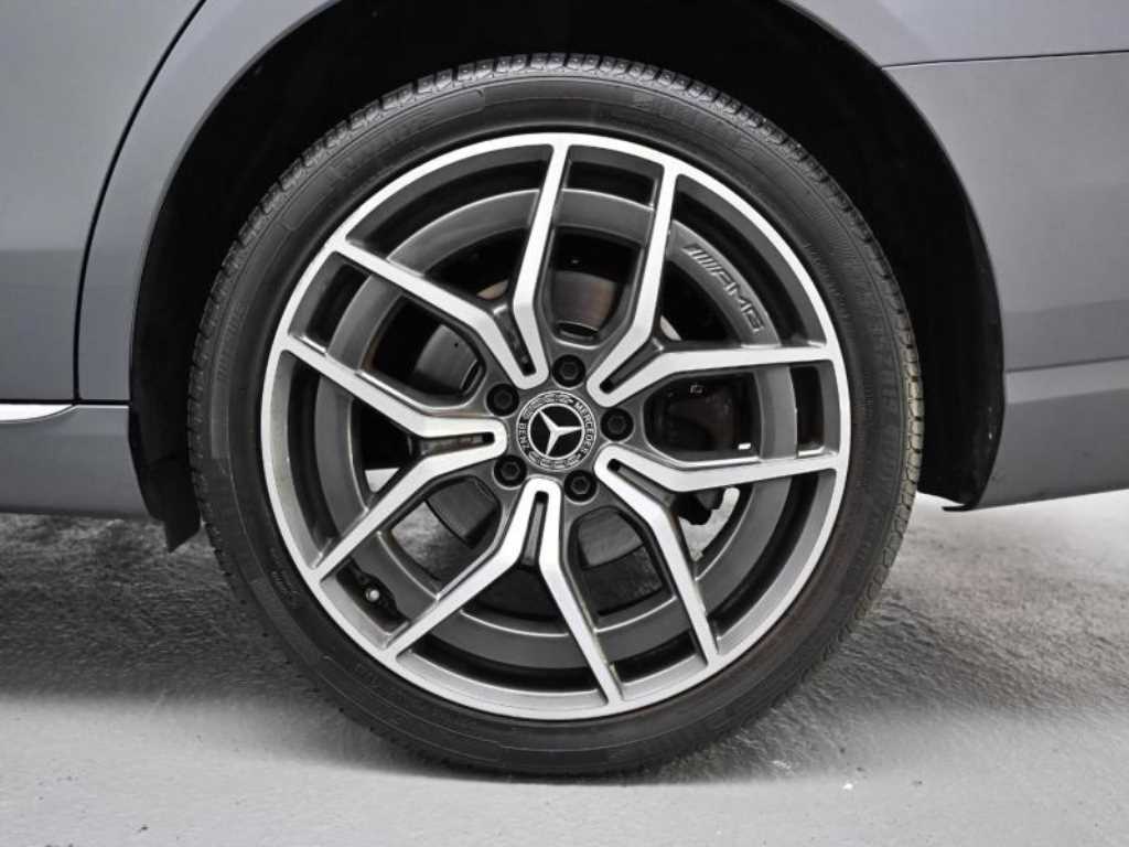 Mercedes Benz E class - Vista 5