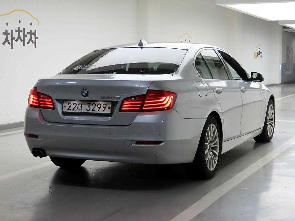 BMW 5 Series - Vista 4