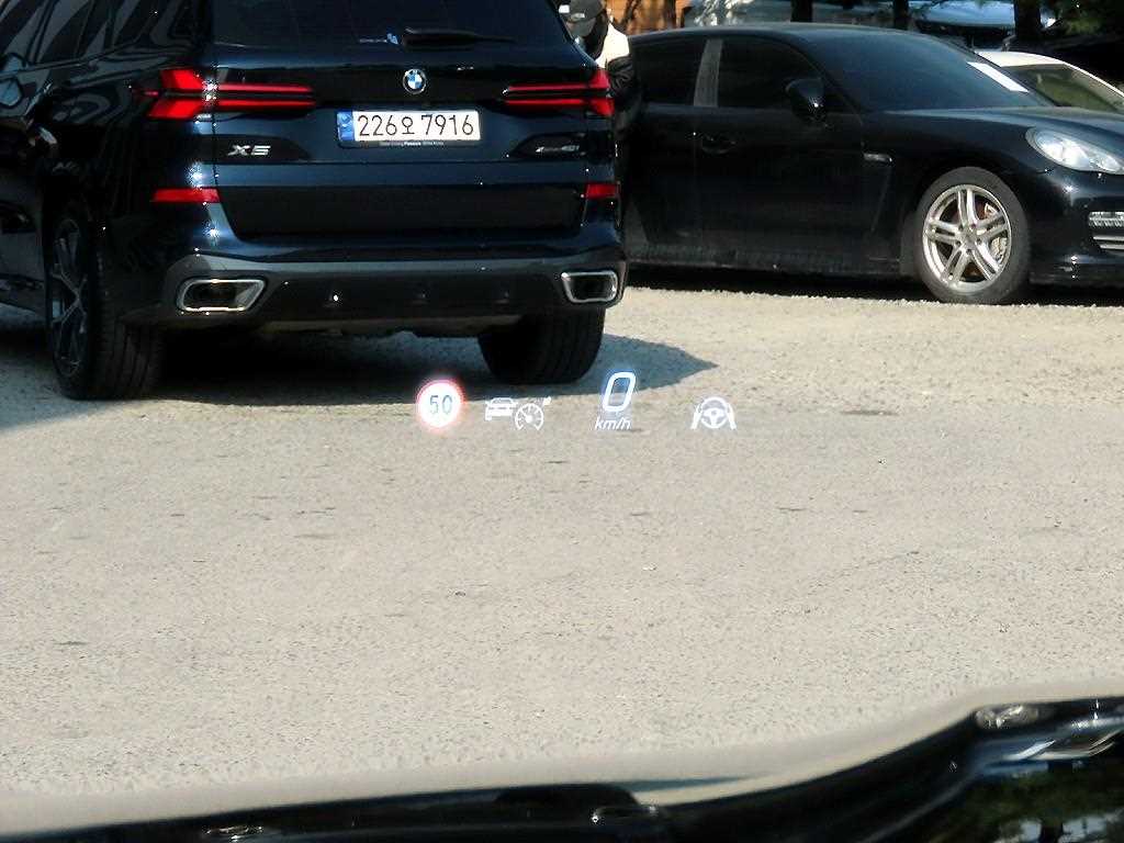 Mercedes Benz GLC Class - Vista 10