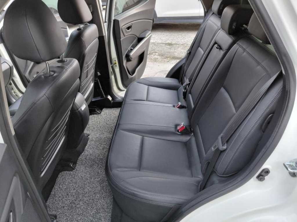 Ssangyong Tivoli 2021 Blanco - Importación desde Corea - HF Imports Iquique - Foto 13