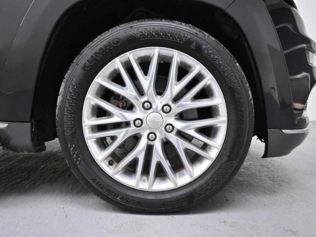 Jeep Cherokee - Vista 3