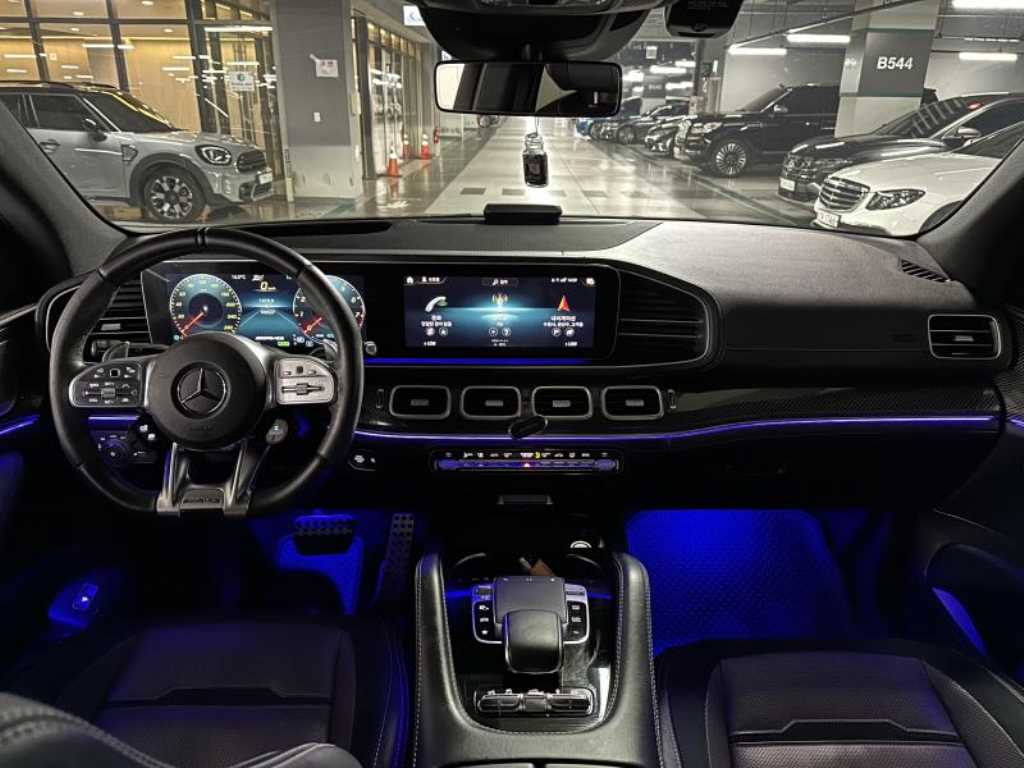 Mercedes Benz GLE Class - Vista 6