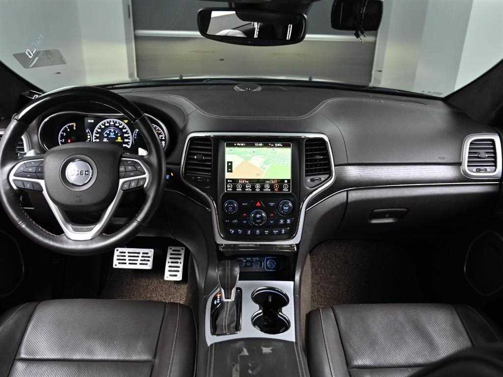 Jeep Cherokee - Vista 5