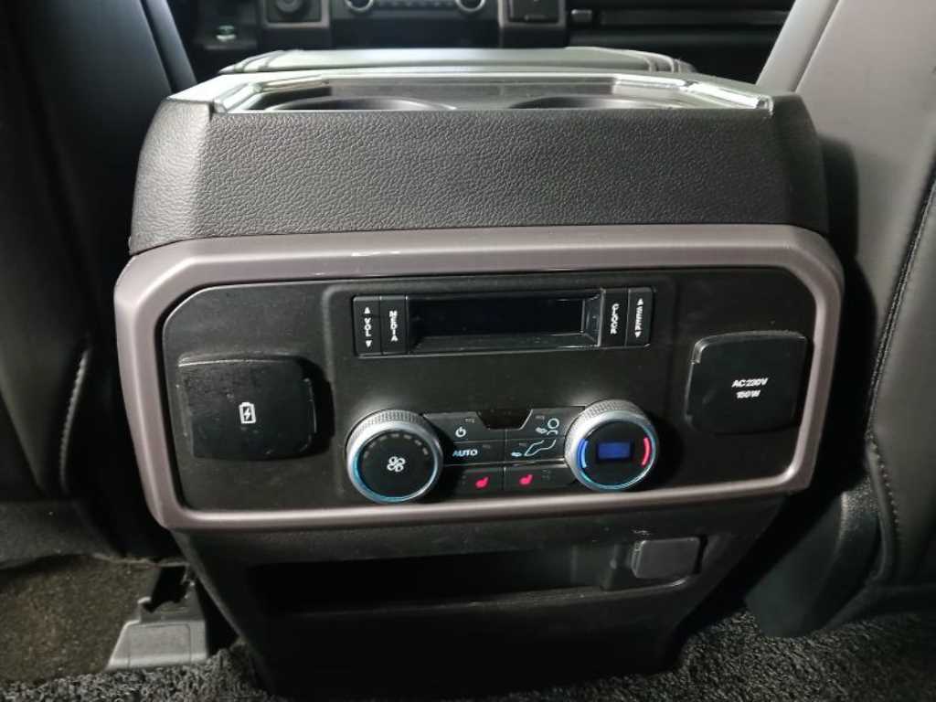 Ford Expedition - Vista 10