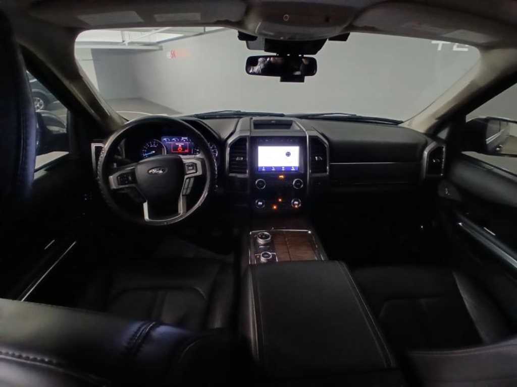 Ford Expedition - Vista 6