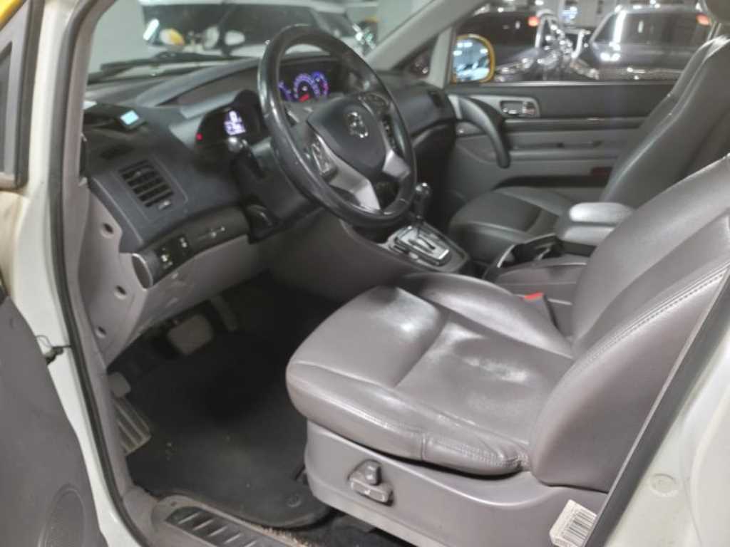 Ssangyong Korando - Vista 4