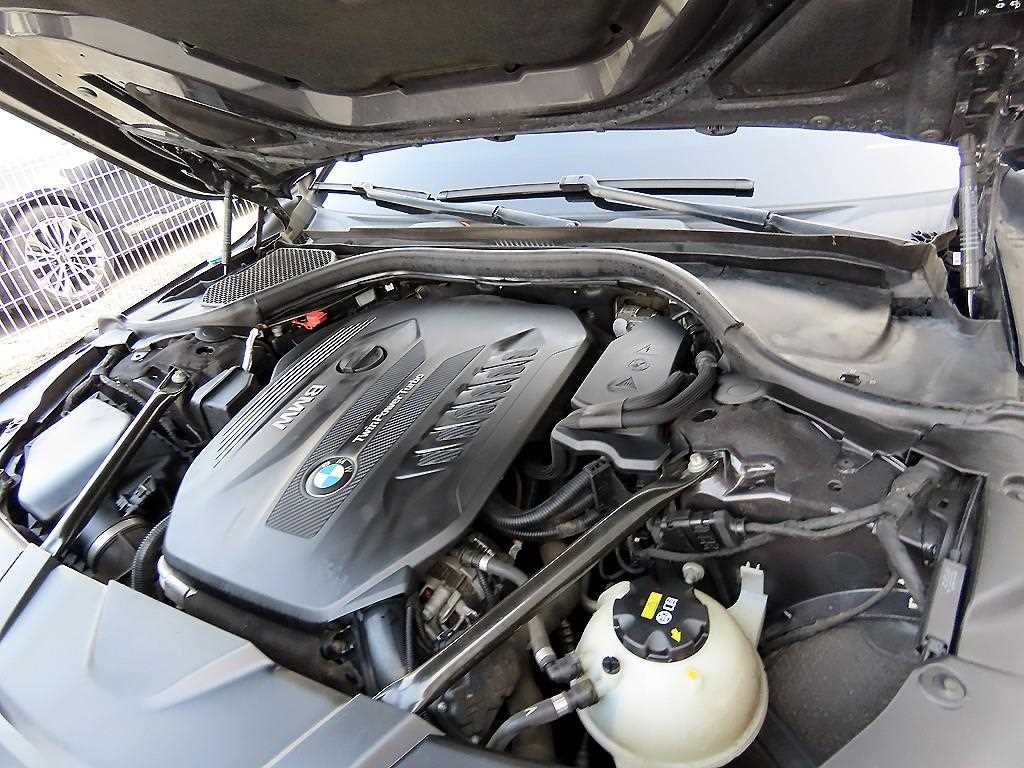 BMW 7 Series 2016 Gris - Importación desde Corea - HF Imports Iquique - Foto 19