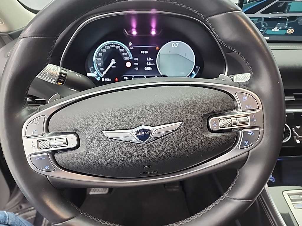 Genesis GV80 - Vista 9