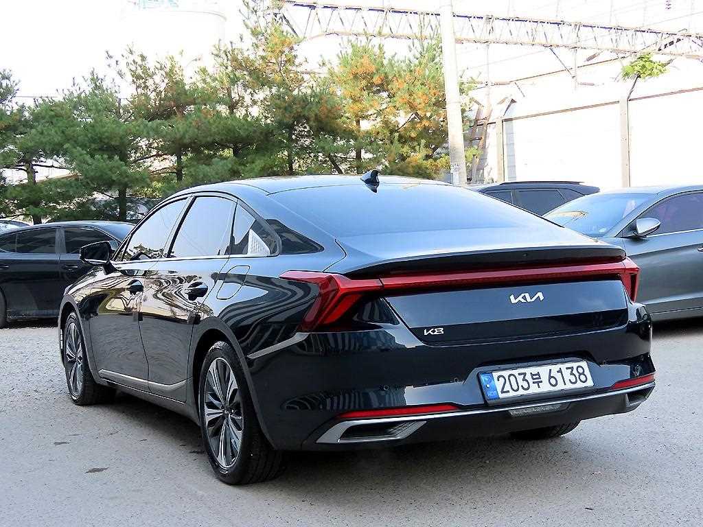 KIA K8 - Vista 3