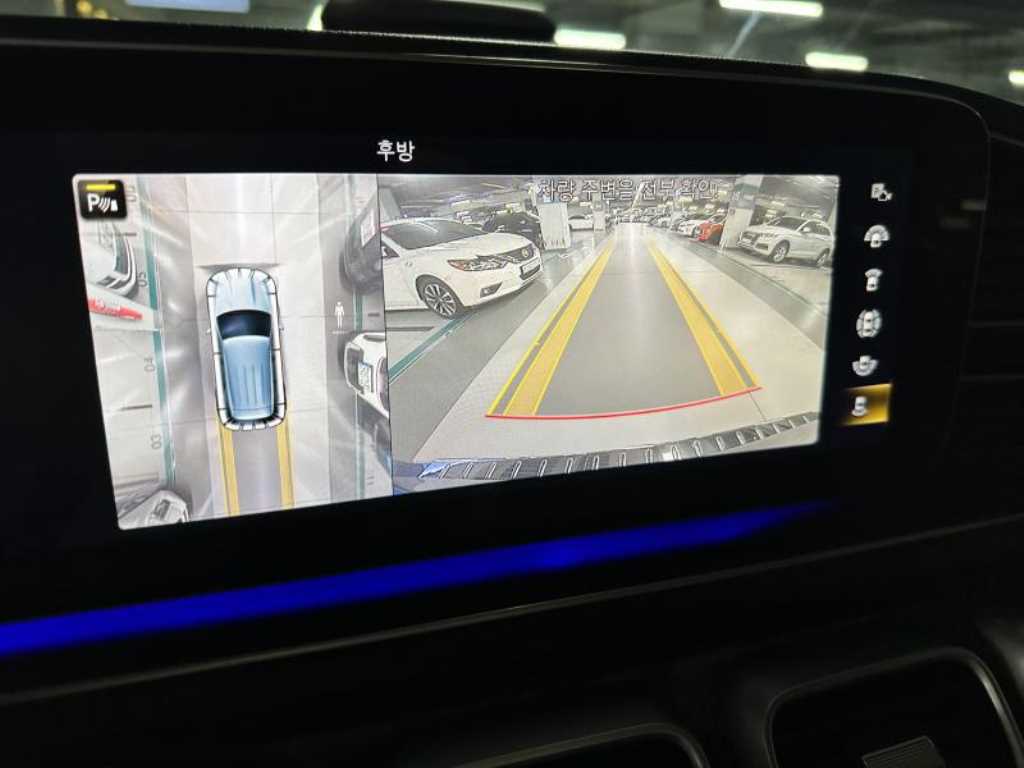 Mercedes Benz GLE Class - Vista 11