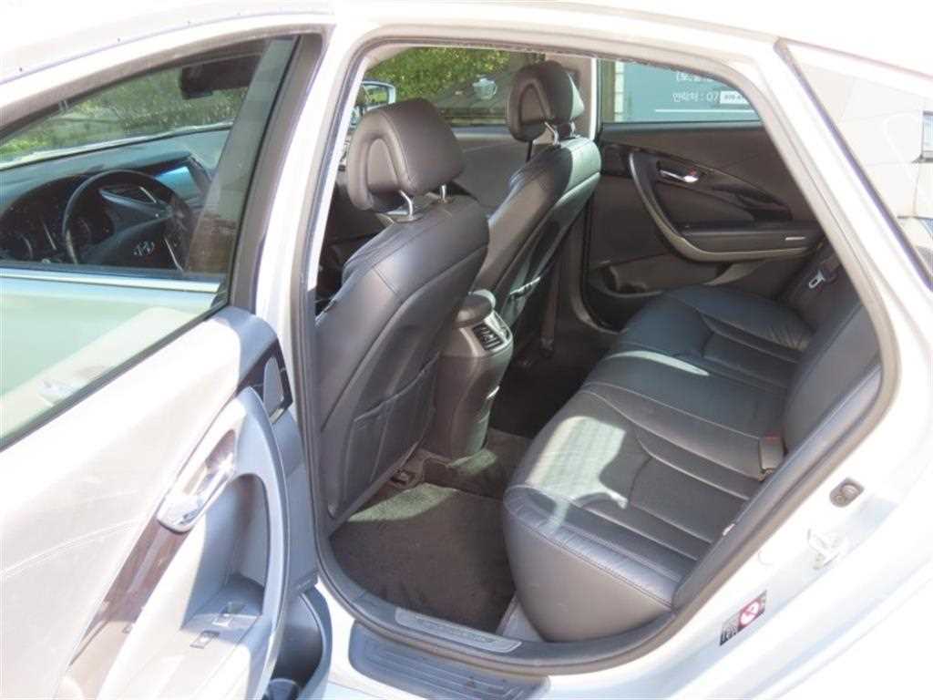 HYUNDAI Grandeur 2015 Plateado - Importación desde Corea - HF Imports Iquique - Foto 13