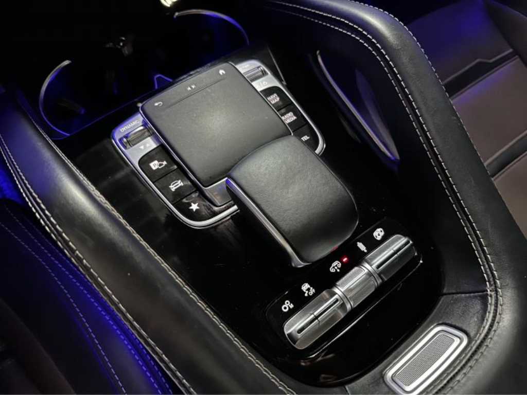 Mercedes Benz GLE Class - Vista 12