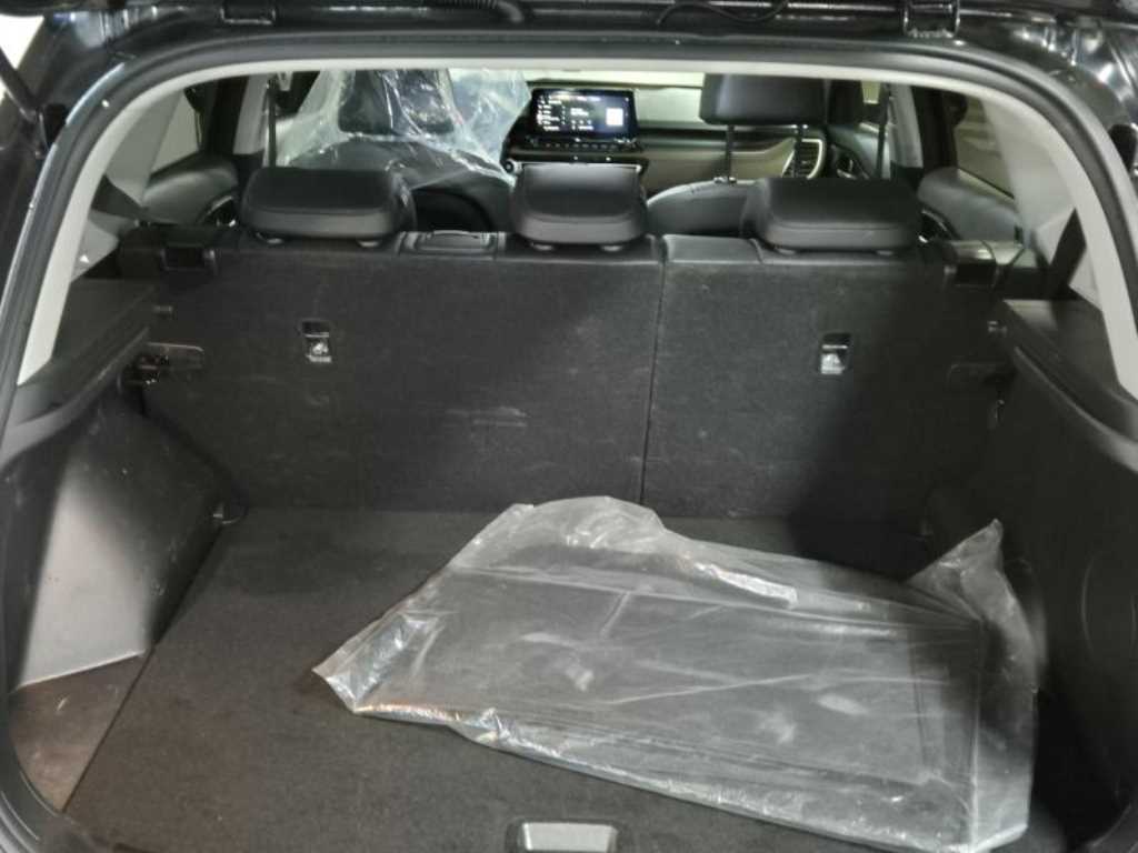 KIA Seltos - Vista 6