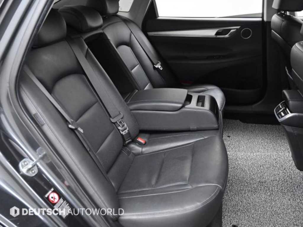 HYUNDAI Grandeur - Vista 12