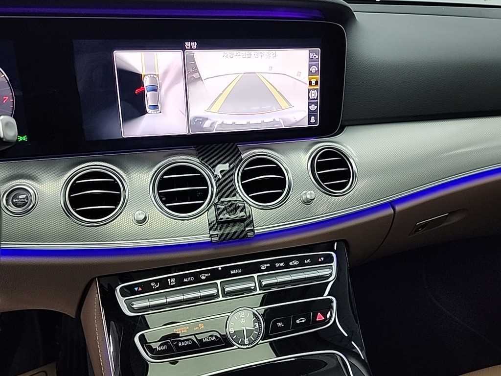 Mercedes Benz E class - Vista 10