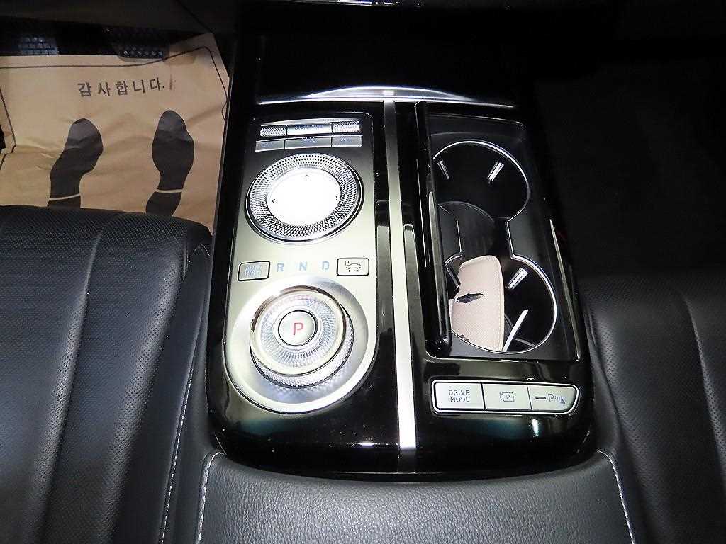 Genesis G80 - Vista 12