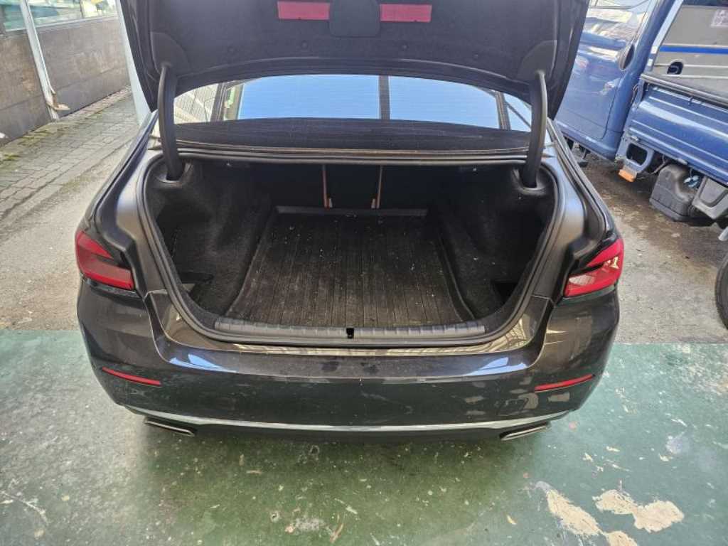 BMW 5 Series - Vista 6