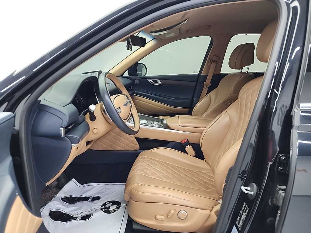 Genesis GV80 - Vista 11