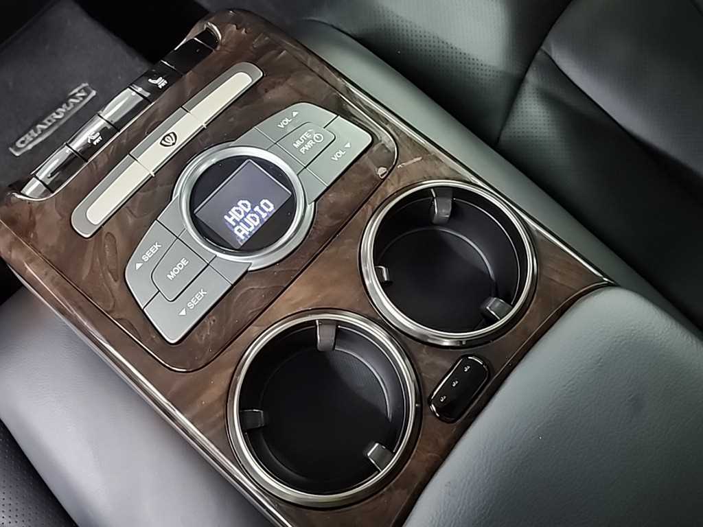 Ssangyong Chairman 2013 Negro - Importación desde Corea - HF Imports Iquique - Foto 14