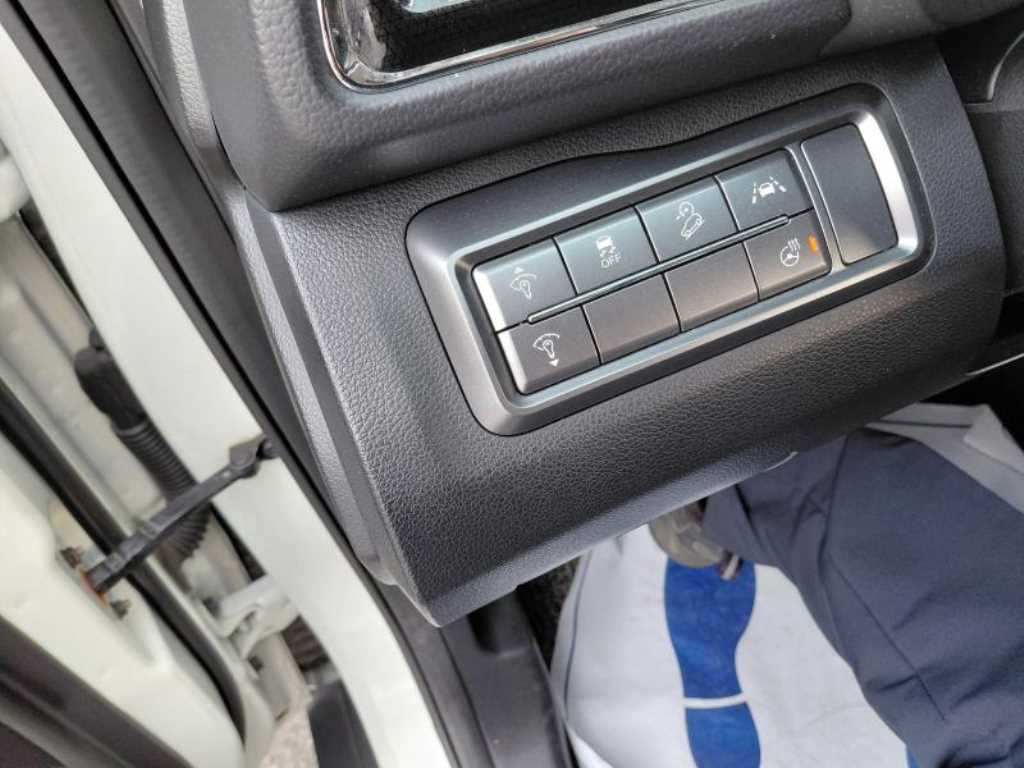 Ssangyong Tivoli - Vista 10